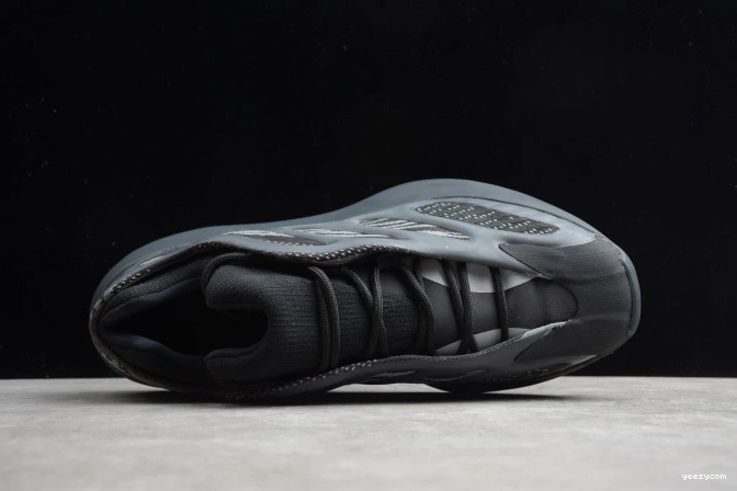 V3 Yeezy 700 Boost Black Adidas H67799 0710